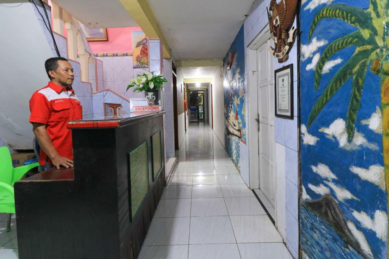 Dharmawati Homestay Syariah At Terminal Purabaya Waru Exterior foto